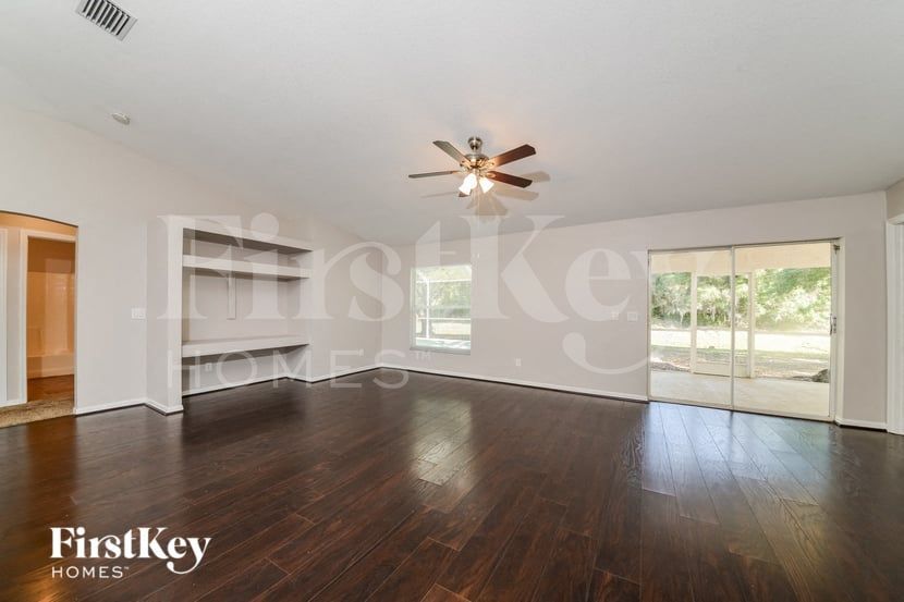 Building Photo - 3596 Monfero Ave