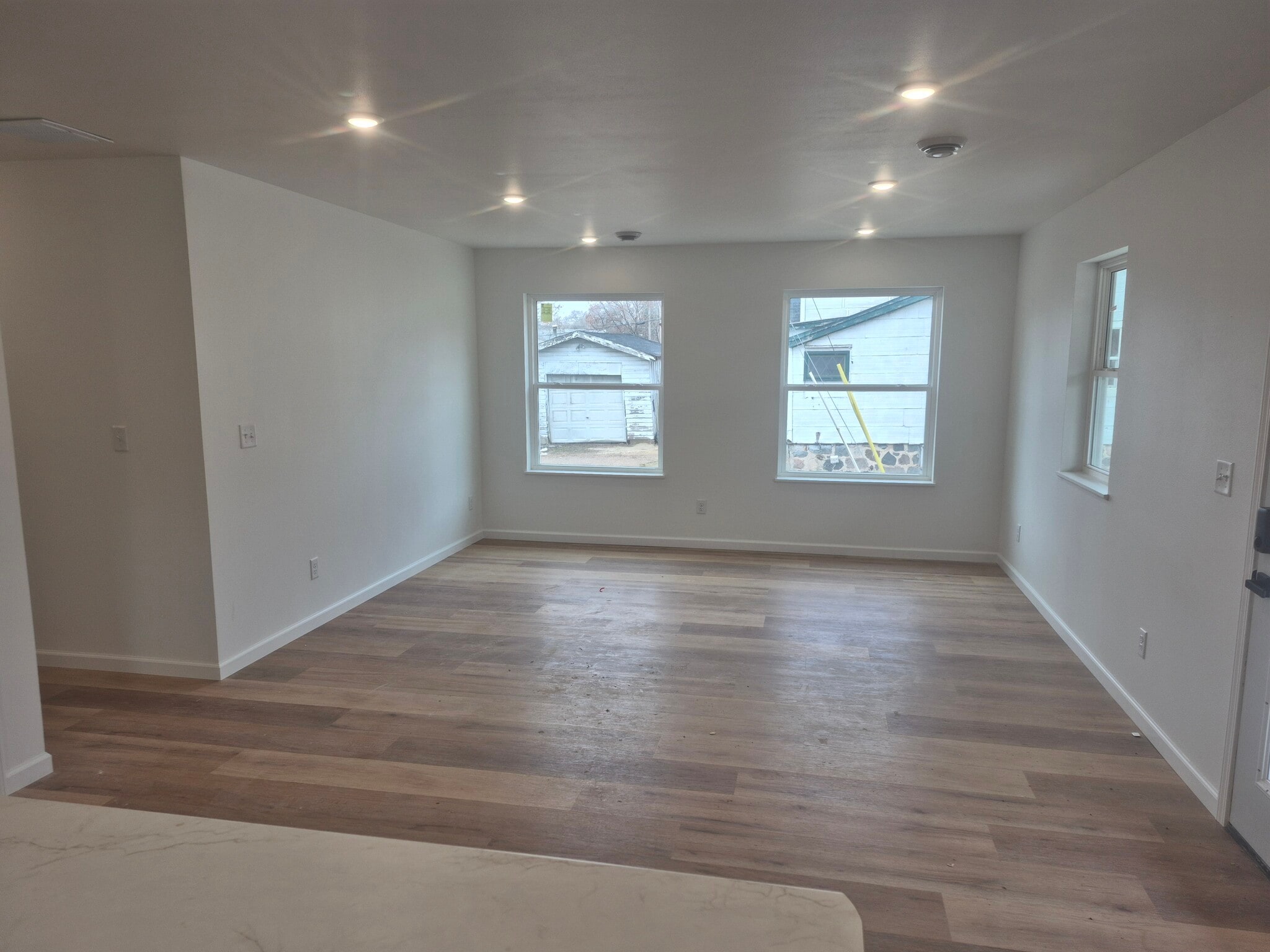 Building Photo - 318 Mill St