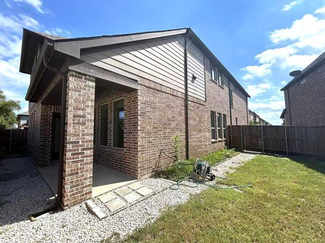 Building Photo - 1134 Alpine Dr