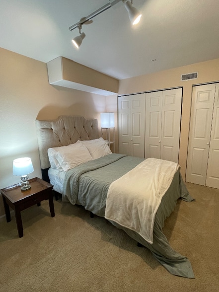 Building Photo - 2143 NW Pacific Elm Dr