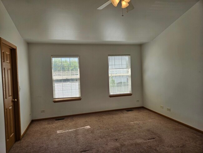 Building Photo - 1473 Cambria Dr