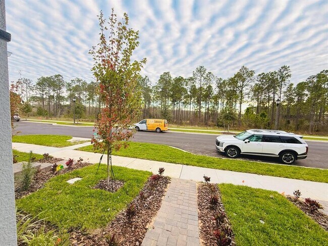 Building Photo - 15445 Bay Brg St