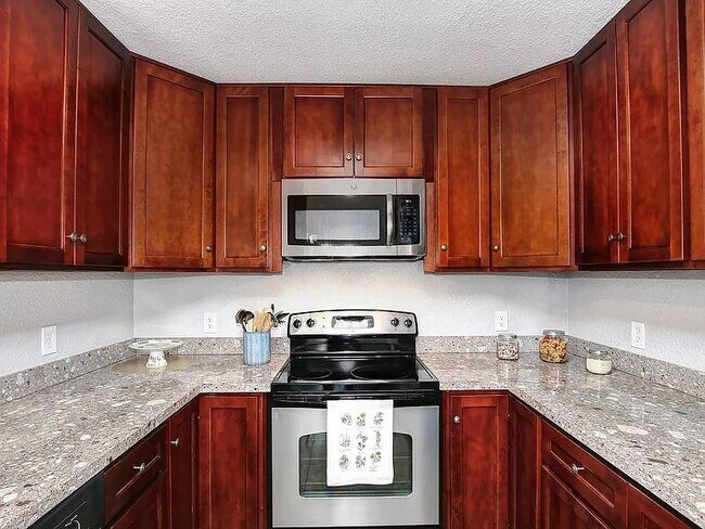 Building Photo - 6632 Branchwater Way