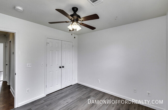 Building Photo - 107 Emery Drive