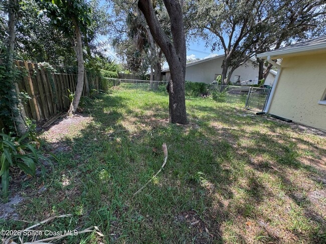 Building Photo - 1723 Bruman Terrace