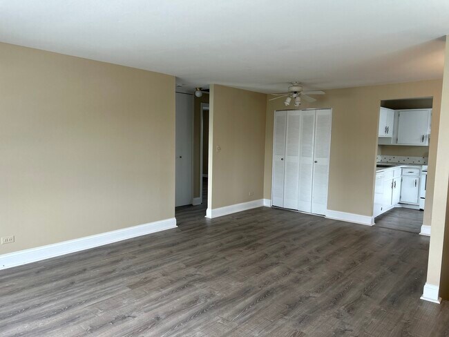 Building Photo - 1339 Forestdale Ct