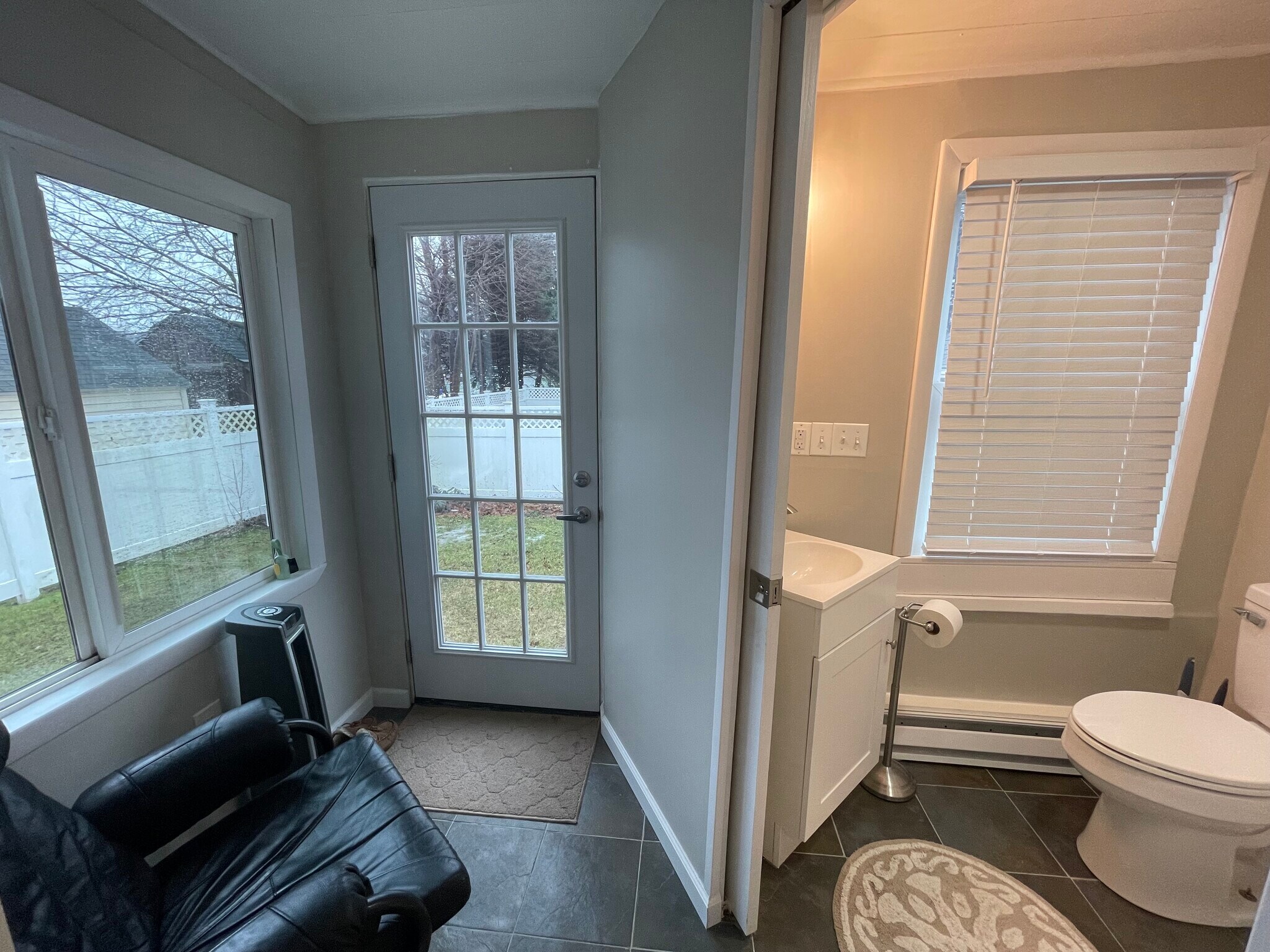 Building Photo - 21 McLean St