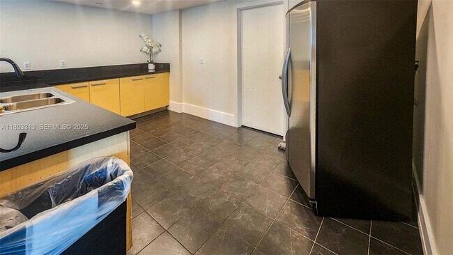 Building Photo - 3131 NE 188th St