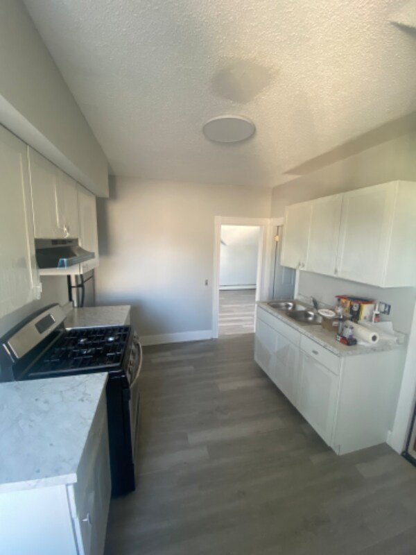 Building Photo - 0 Lowell Ave