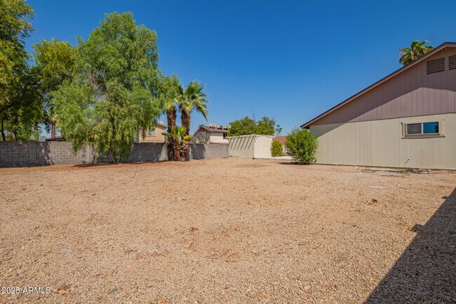 Building Photo - 16216 N 33rd Dr