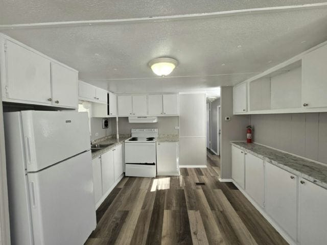 Building Photo - 2850 New Tampa Hwy