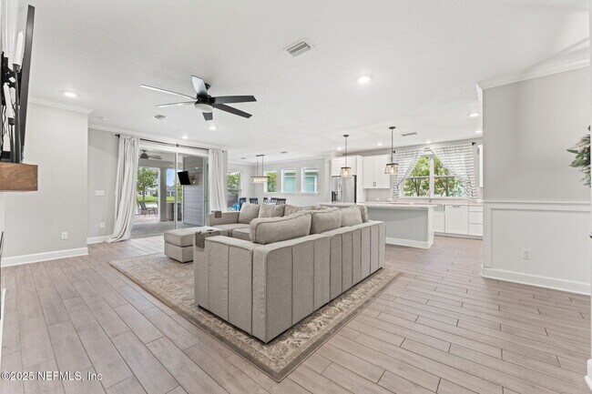 Building Photo - 324 Windley Dr