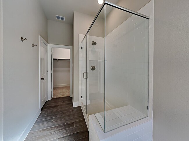 Building Photo - 5716 Labelle Trail