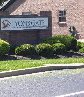 Lyons Gate - Lyons Gate Apartments