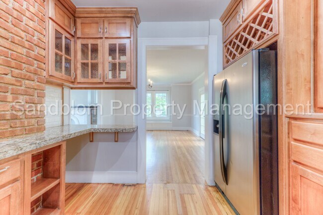 Building Photo - For Lease | TU | 5 Bed + 3 Bath | $2500 Rent