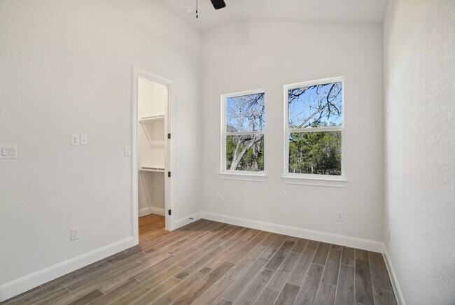 Building Photo - 3006 Dew Drop