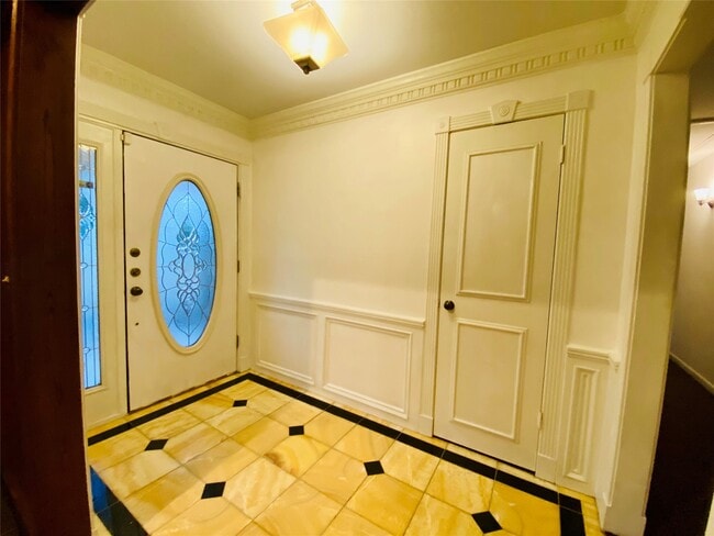 Building Photo - 14216 Horseshoe Bend