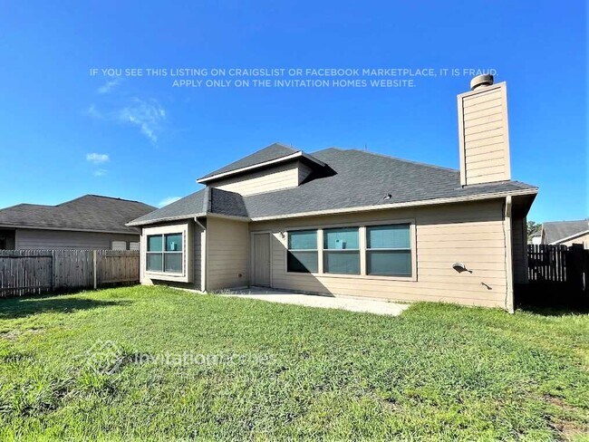 Building Photo - 18416 Sunrise Oaks Ct