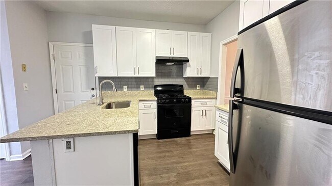 Building Photo - 430 Meadowfield Trail