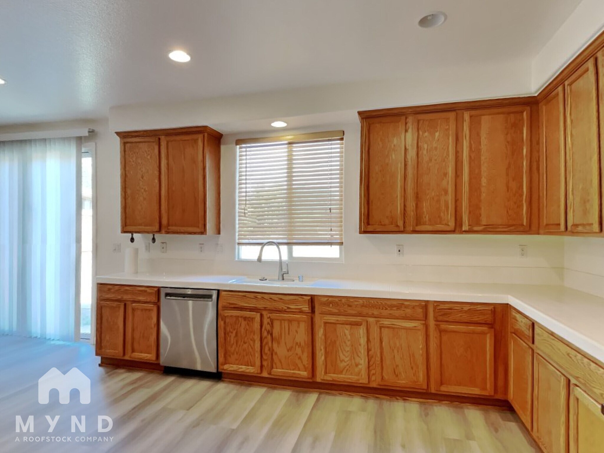 Building Photo - 9359 Lost Springs Ct