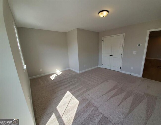 Building Photo - 1704 Pardee Dr