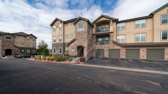 Primary Photo - Beautiful two-bedroom condo with gorgeous ...