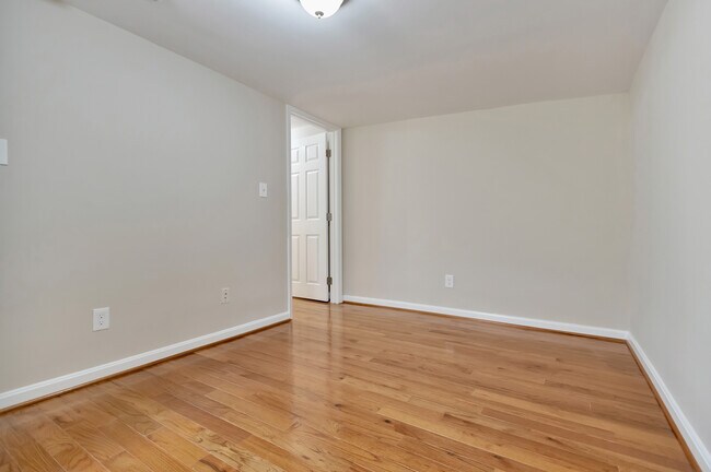 Bedroom 3 - 2313 E Fayette St