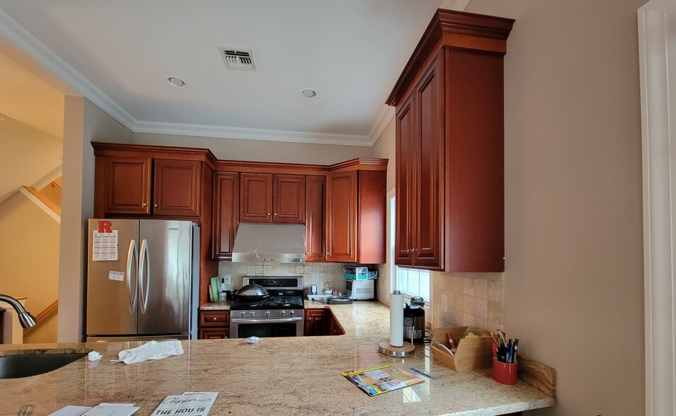 Kitchen - 21 Spencer Pl