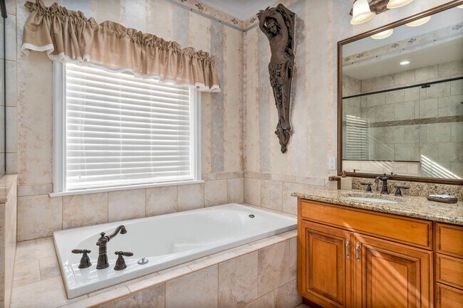 Building Photo - 7841 Palmilla Ct