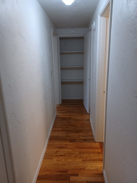 Building Photo - 585 W 26th Ave