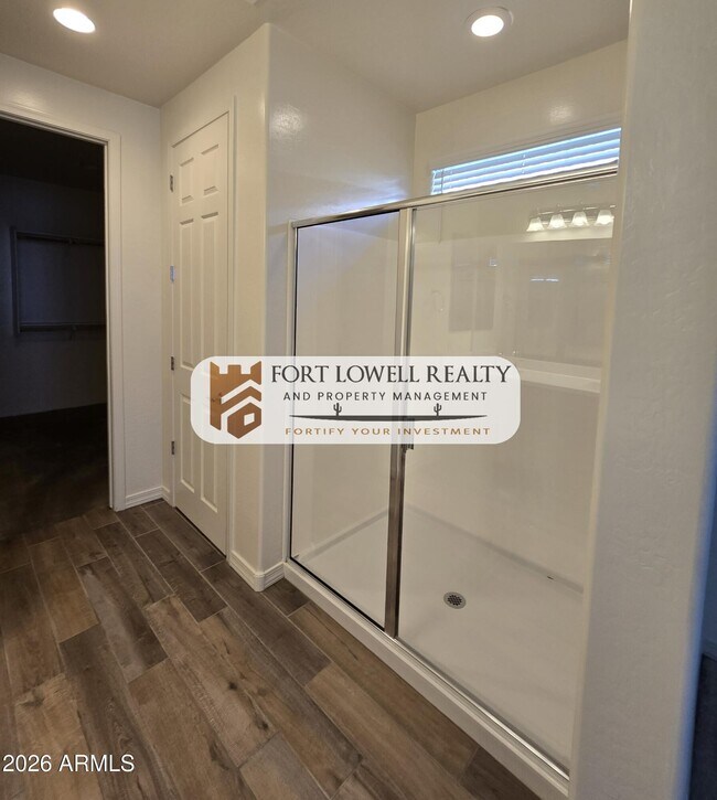 Building Photo - 2117 N 209th Ln