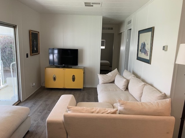 Building Photo - 80870-80111 CA-111