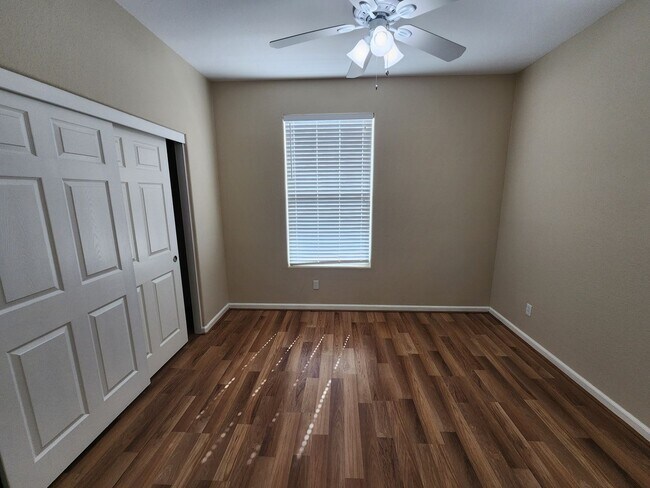 Building Photo - Inviting and Warm 3 Bedroom 2 Bath Home in Newman CA