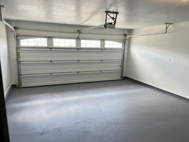 Building Photo - 14399 Aria Lopez Dr
