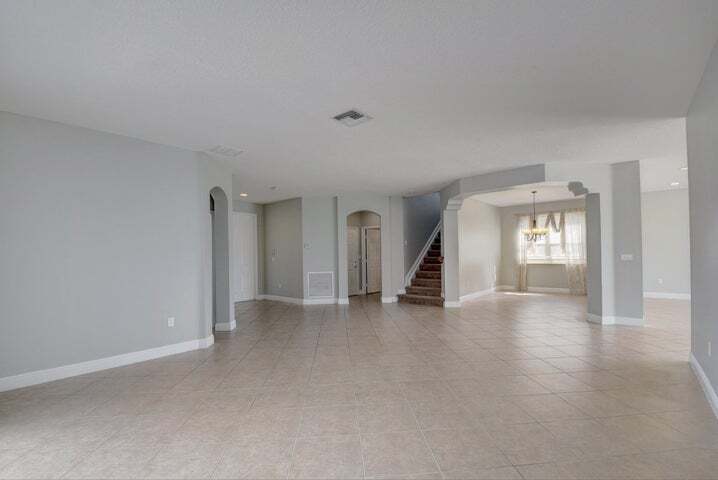 Building Photo - 9860 Woolworth Ct