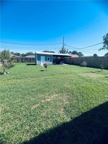 Building Photo - 2610 Idaho Ave