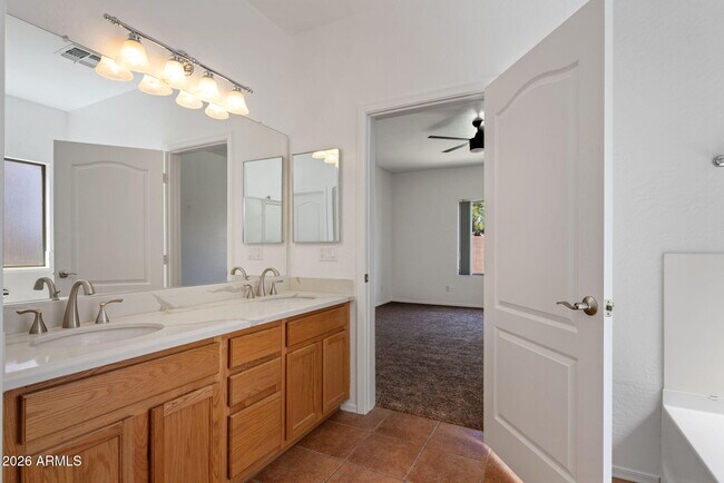 Building Photo - 17862 W Caribbean Ln