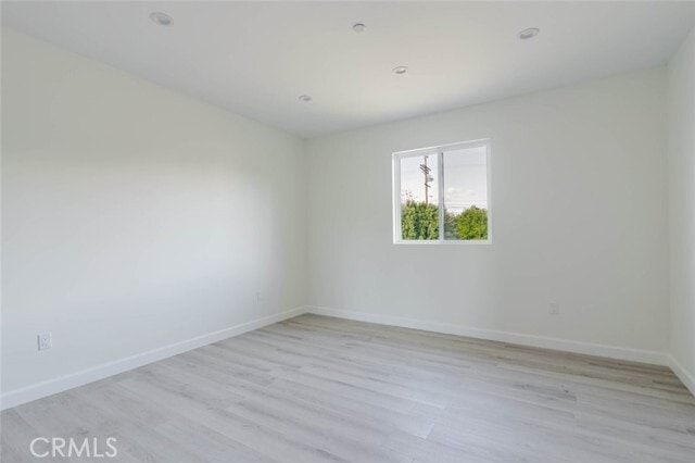 Building Photo - 17428 Roscoe Blvd