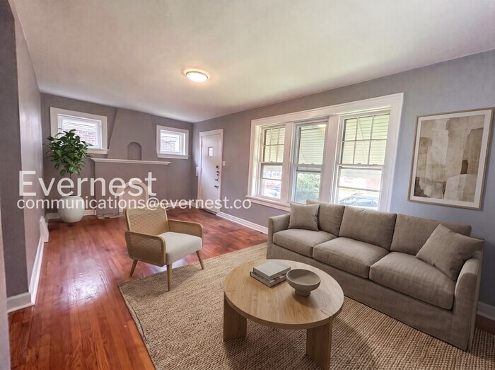 Building Photo - 5932 Floy Ave