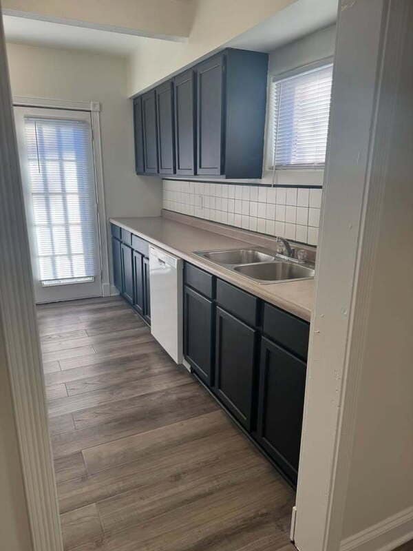 Building Photo - 3528 Rollins Ave