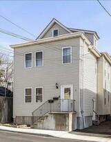 Building Photo - 7 Edison Pl