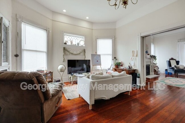 Building Photo - 295 Oglethorpe Ave