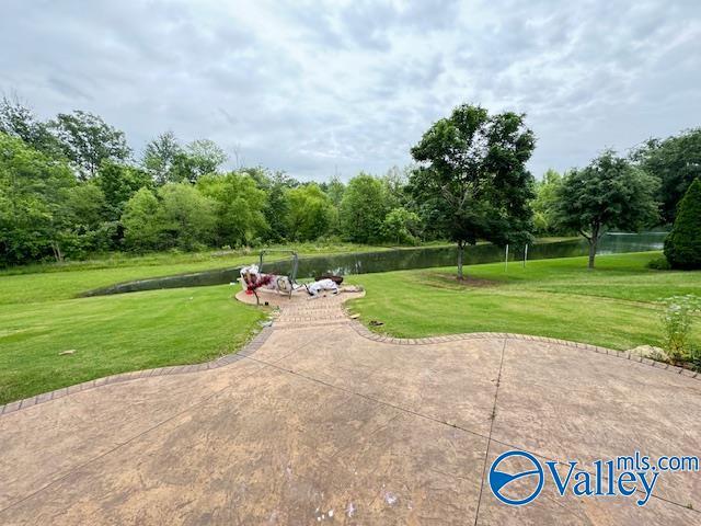 Building Photo - 2405 Rothmore Dr SW
