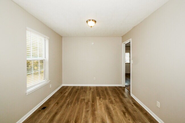 Building Photo - 3377 W 52nd St