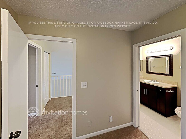 Building Photo - 6959 NW 27th Ct