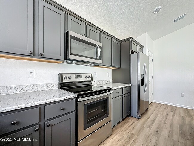 Building Photo - 12292 Orange Grove Dr