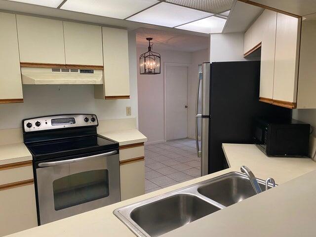 Building Photo - 12692 Shoreline Dr