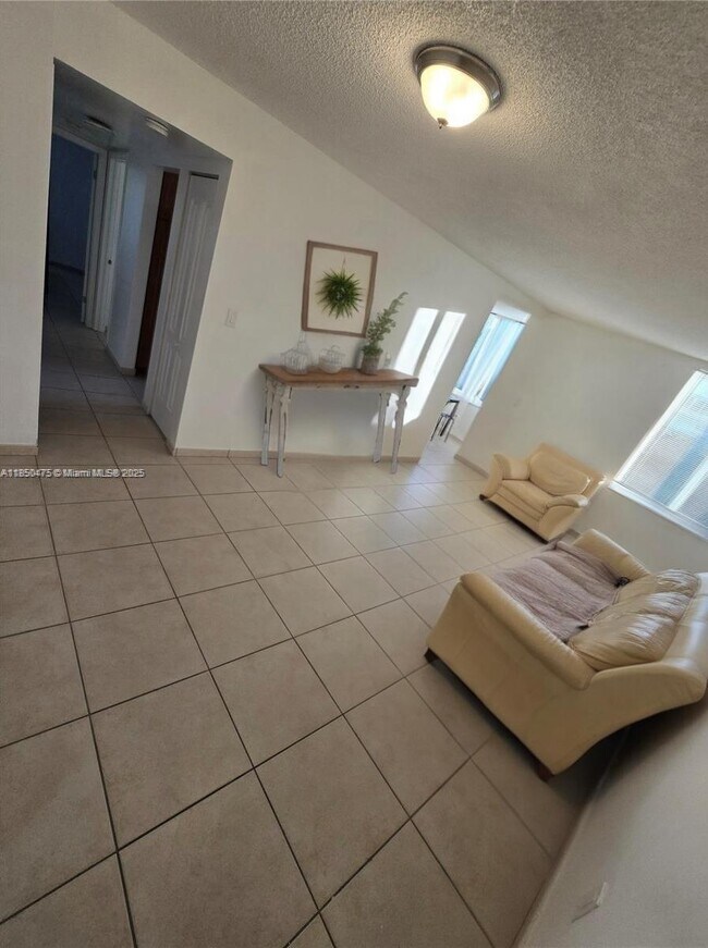 Building Photo - 250 180th Dr