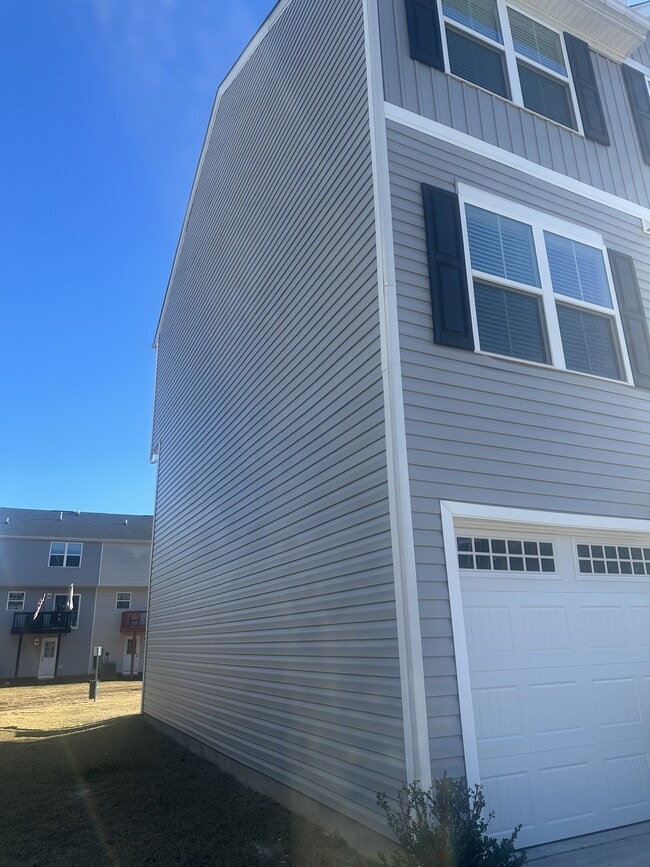 Building Photo - 29 Verdant Leaf Wy