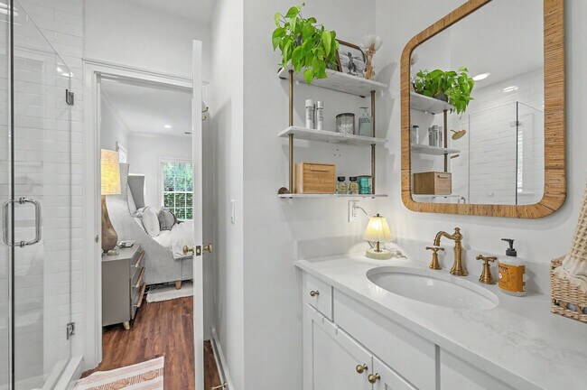 Building Photo - 172 Wando Reach Ct